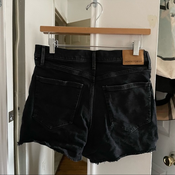 Denim Forum Black Arlo Shorts - Picture 10 of 10